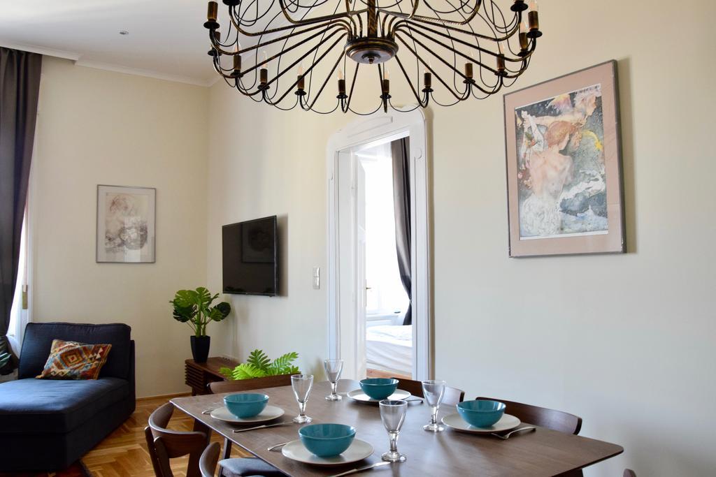Luxury Apartment By Hi5 - Kiraly Street Suite Budapest Eksteriør bilde