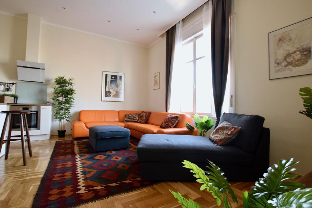 Luxury Apartment By Hi5 - Kiraly Street Suite Budapest Eksteriør bilde