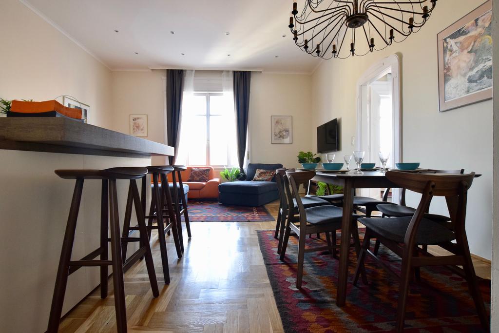 Luxury Apartment By Hi5 - Kiraly Street Suite Budapest Eksteriør bilde