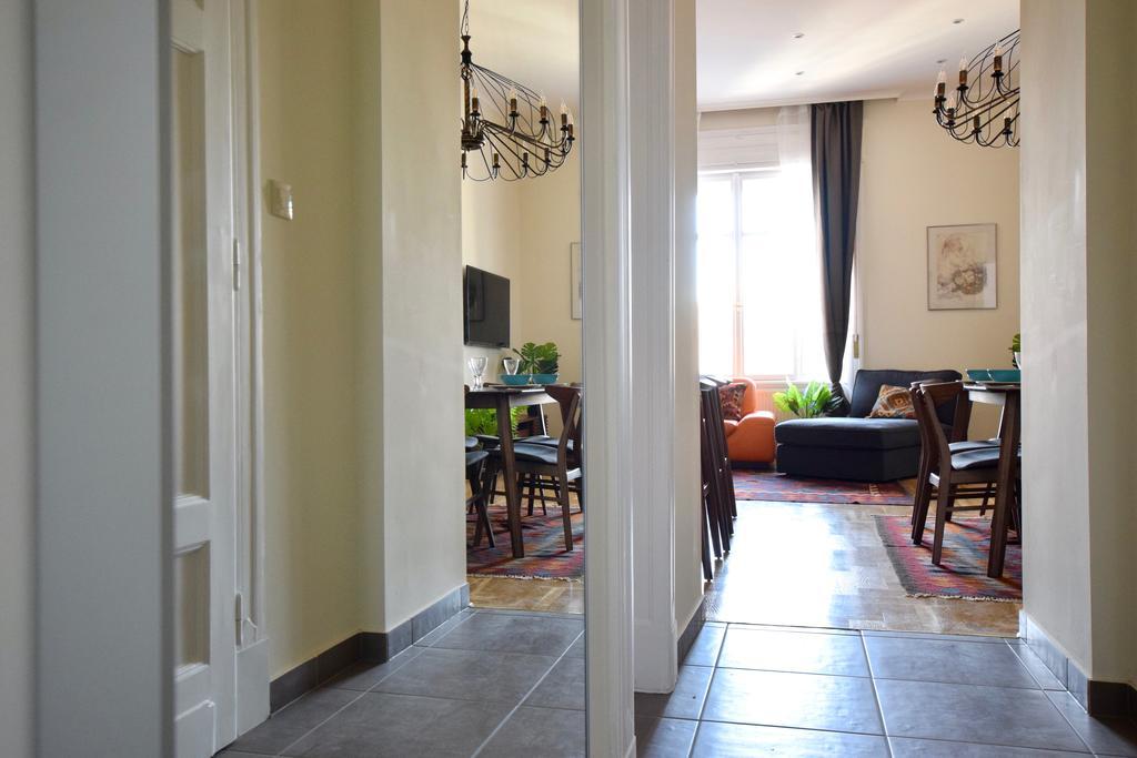 Luxury Apartment By Hi5 - Kiraly Street Suite Budapest Eksteriør bilde