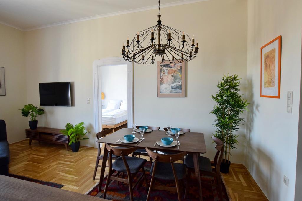 Luxury Apartment By Hi5 - Kiraly Street Suite Budapest Eksteriør bilde