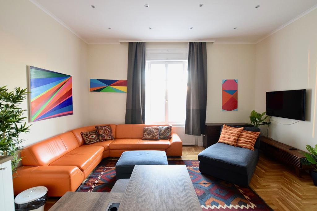Luxury Apartment By Hi5 - Kiraly Street Suite Budapest Eksteriør bilde